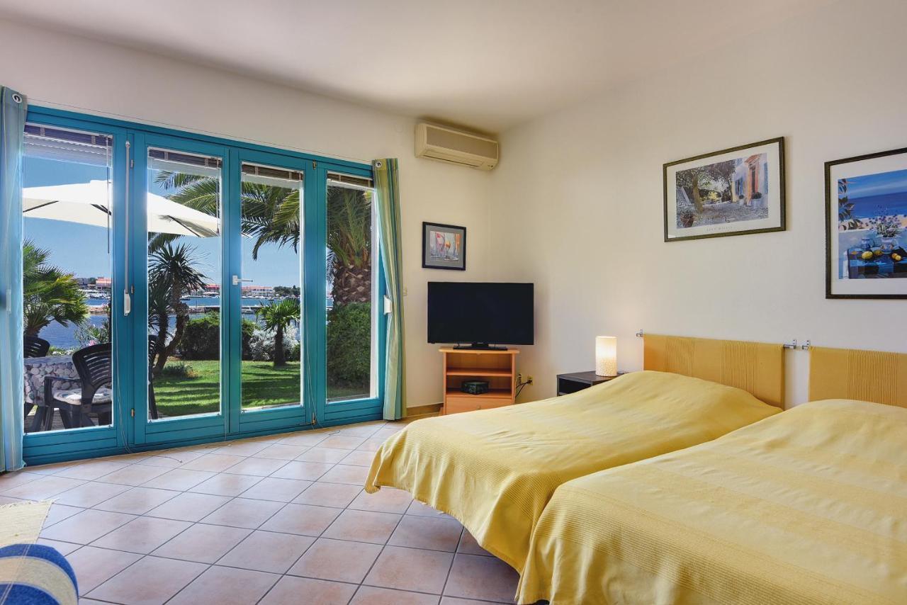 Apartments Villa Ana Μεντουλίν Εξωτερικό φωτογραφία