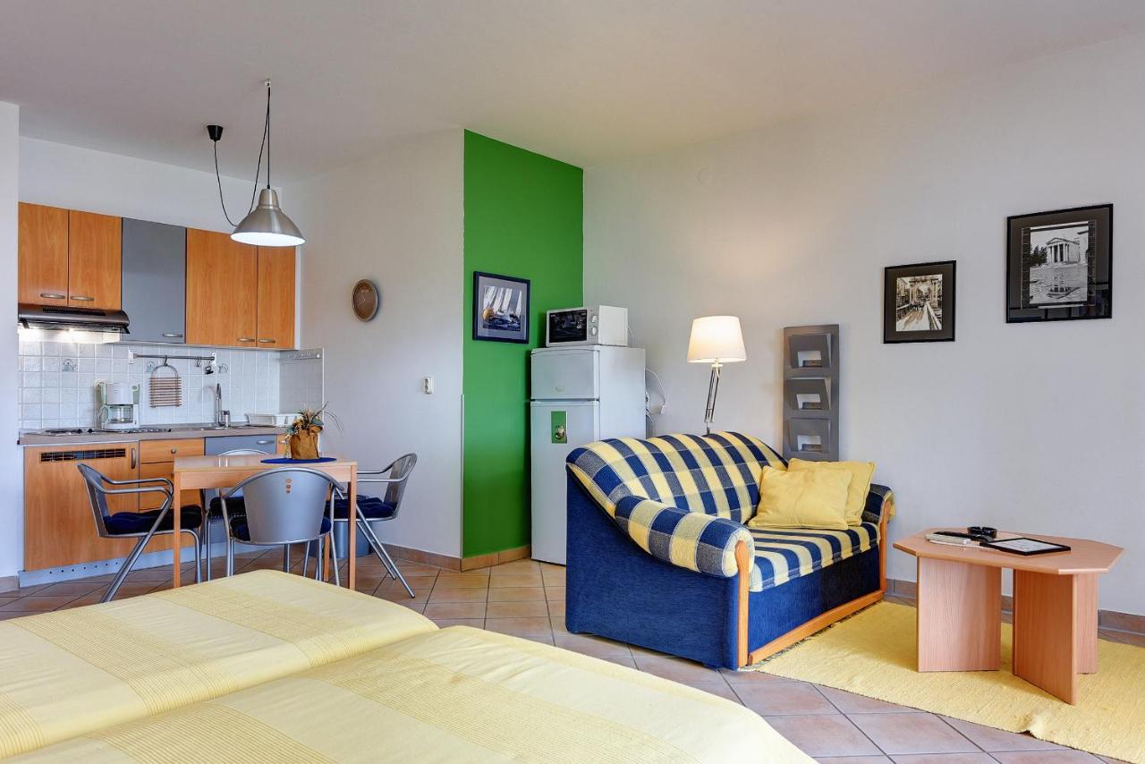 Apartments Villa Ana Μεντουλίν Εξωτερικό φωτογραφία