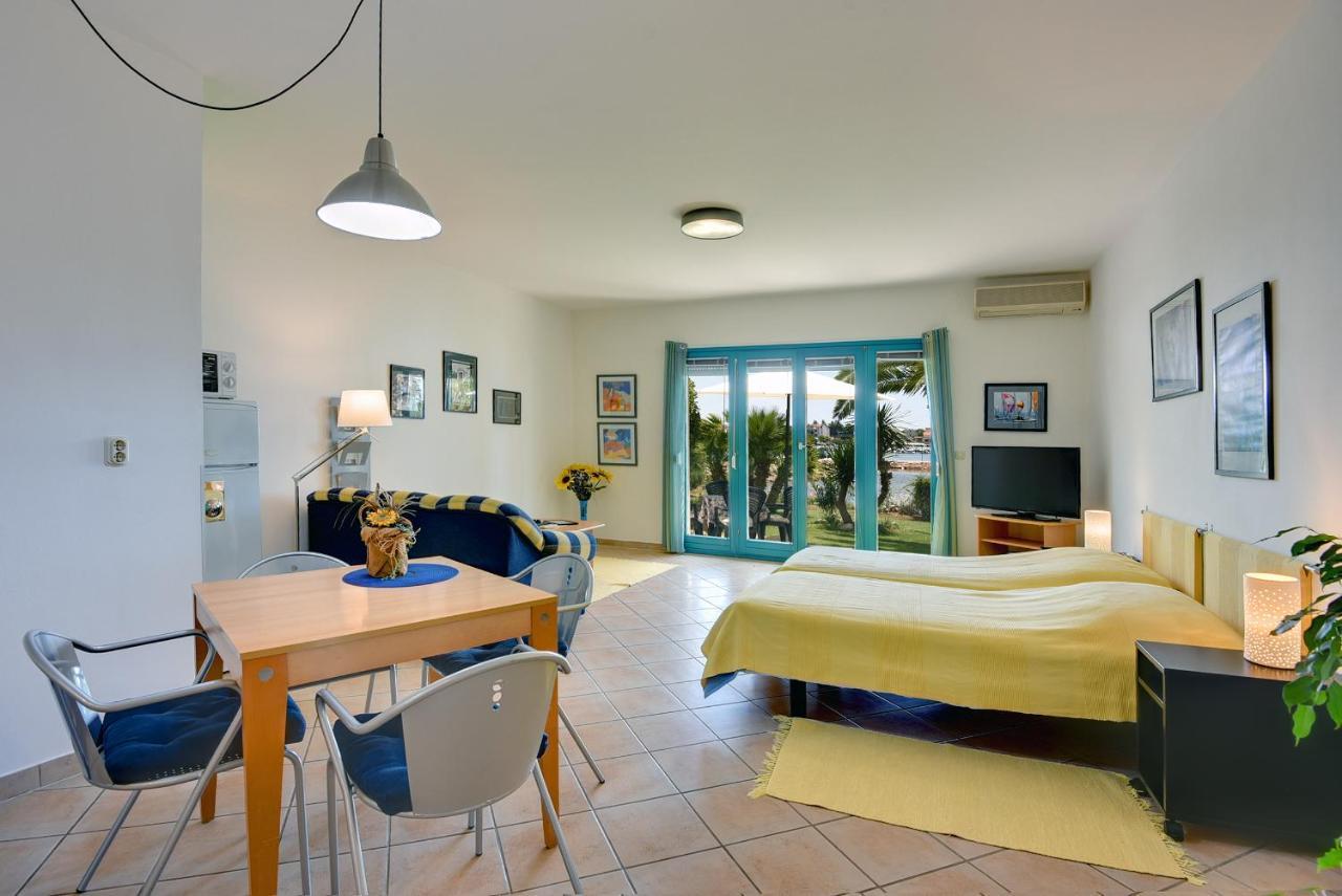 Apartments Villa Ana Μεντουλίν Εξωτερικό φωτογραφία