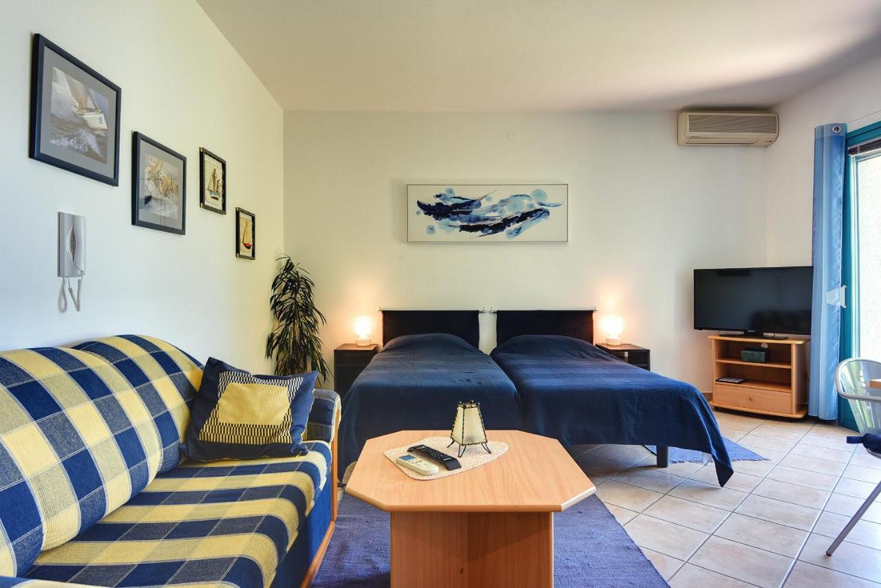 Apartments Villa Ana Μεντουλίν Εξωτερικό φωτογραφία