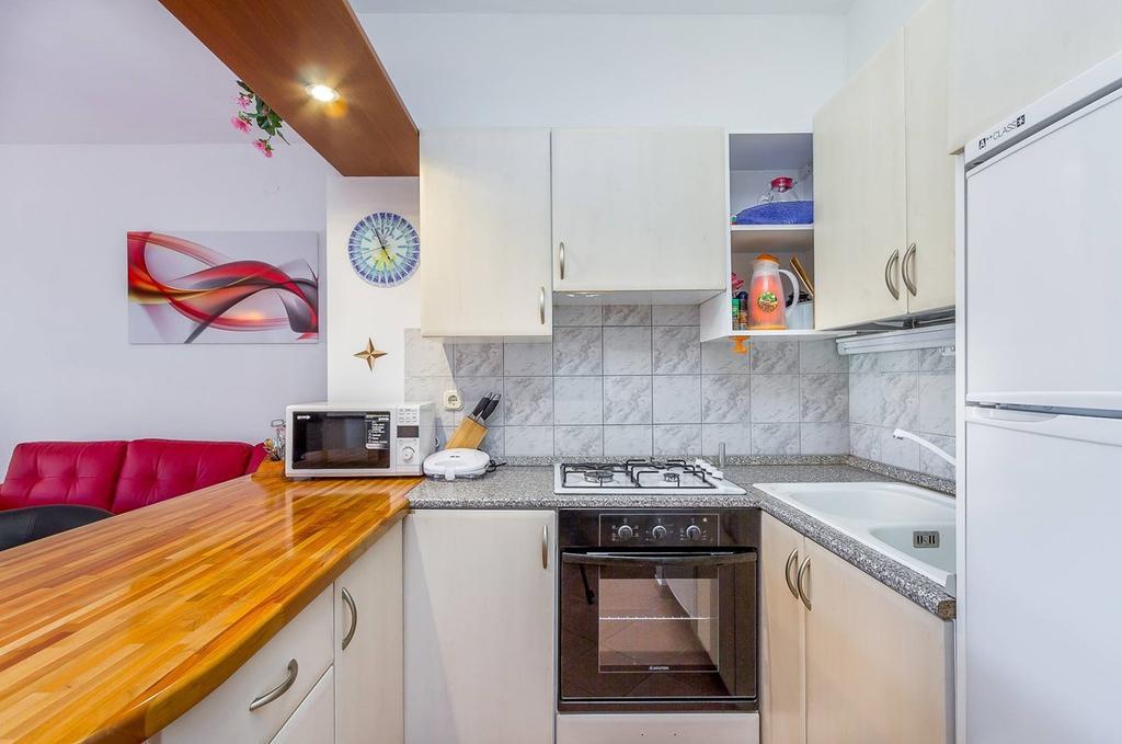 Apartments Villa Ana Μεντουλίν Εξωτερικό φωτογραφία